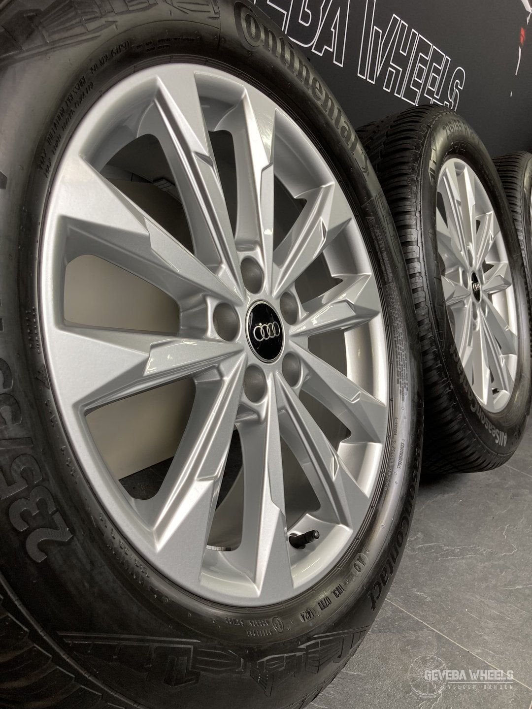 18” originele Audi Q3 F3 velgen + allseason banden 5x112 83A, 18 inch, Gebruikt, -, -