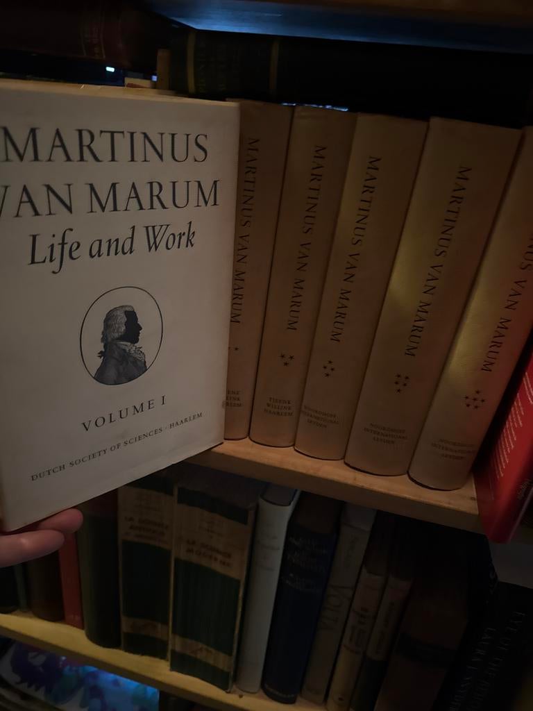 Martinius van Marum: Leven en Werk, Ophalen of Verzenden, Zo goed als nieuw, Nederland