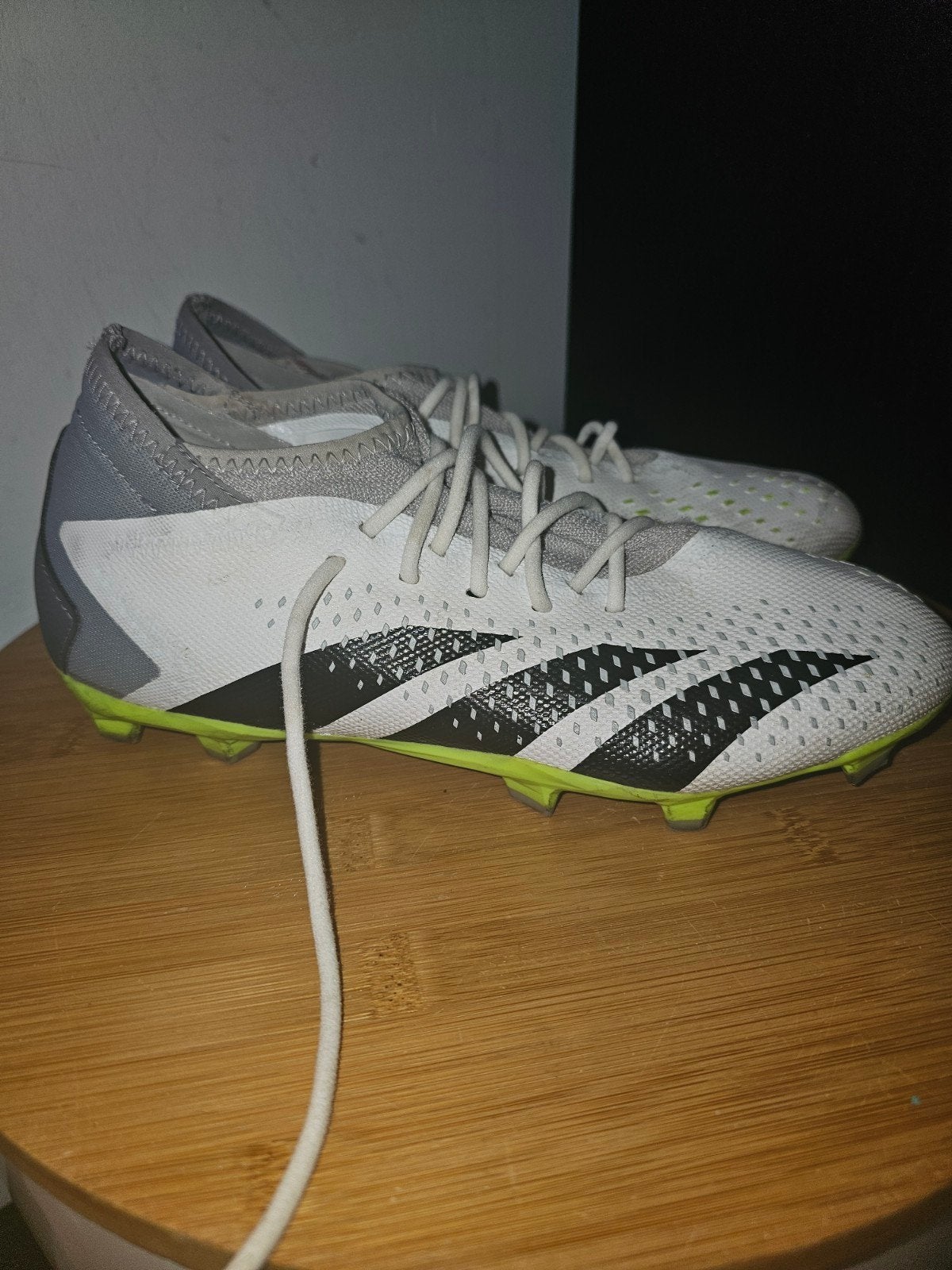 Adidas Predator voetbalschoenen - Maat 40, Ophalen of Verzenden, Zo goed als nieuw, Schoenen