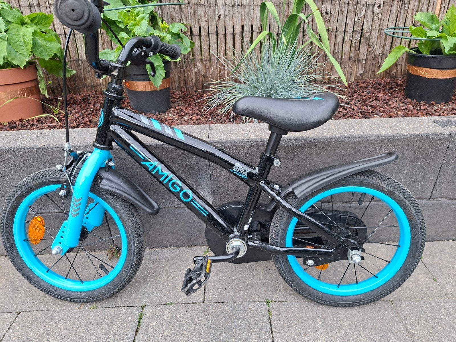 Amigo BMX Jongensfiets 14 inch - Zwart/Blauw, Fietsen en Brommers, Fietsen | Kinderfietsjes, Zijwieltjes, Velgrem, Ophalen of Verzenden