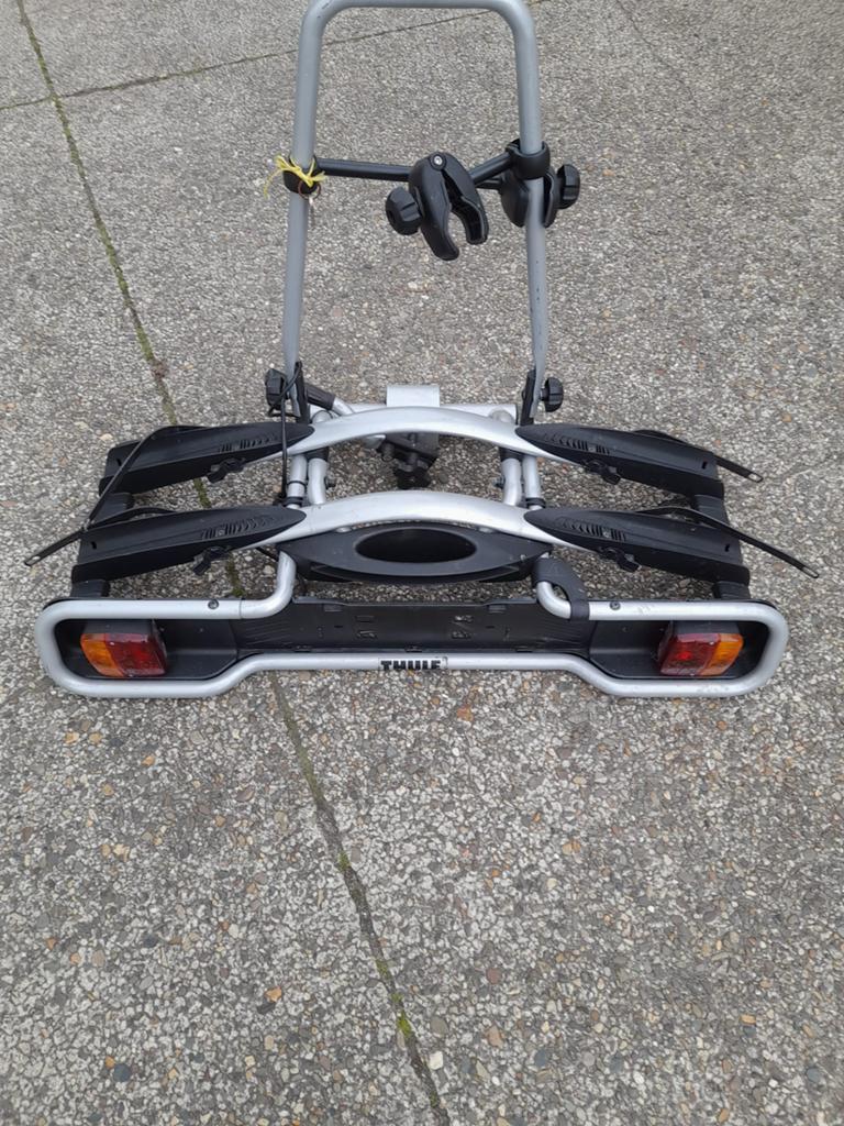Thule fietsendrager voor trekhaak - kantelbaar, Auto diversen, Fietsendragers, Ophalen, 2 fietsen, Gebruikt, Trekhaakdrager