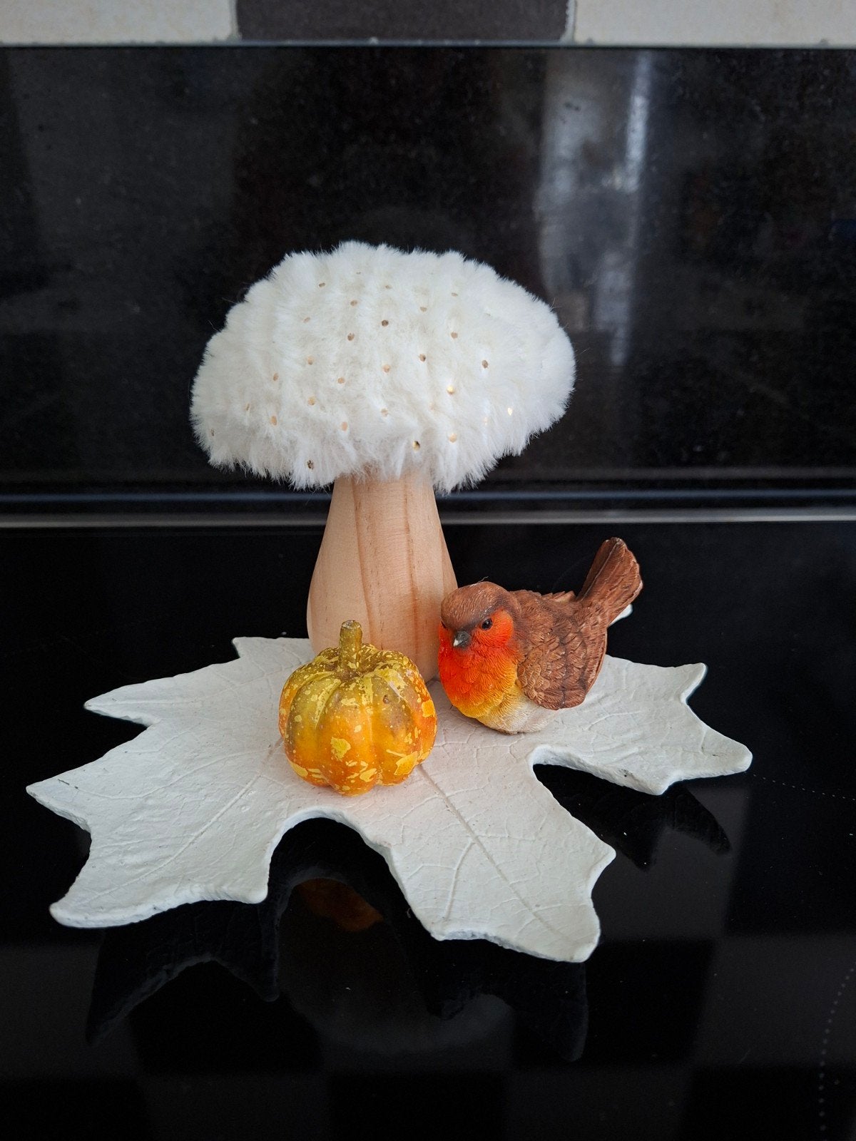 Herfstdecoratie met roodborstje, Ophalen of Verzenden, Zo goed als nieuw, Meerkleurig, Landelijk
