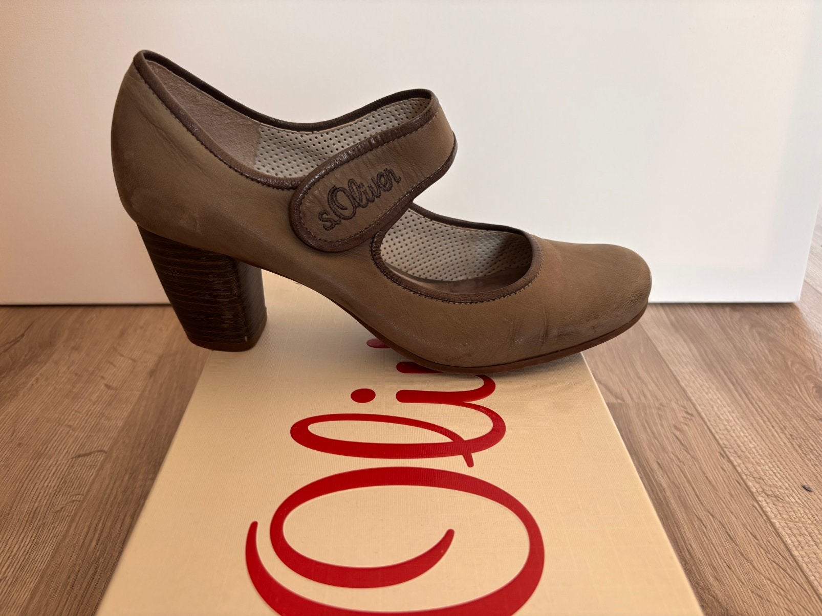 S. Oliver schoen met hak, maat 41, grijs/olijfkleurig, Pumps, Overige kleuren, Ophalen of Verzenden, Gedragen