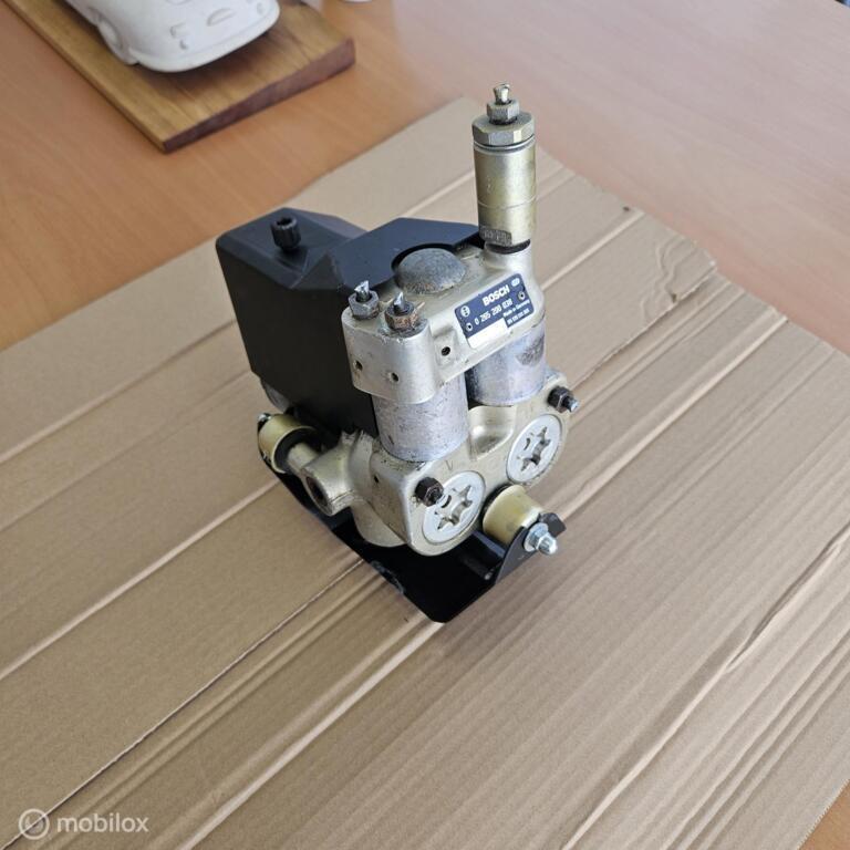 ABS module Porsche 944 / 968, Gebruikt, Porsche, Ophalen of Verzenden, Porsche