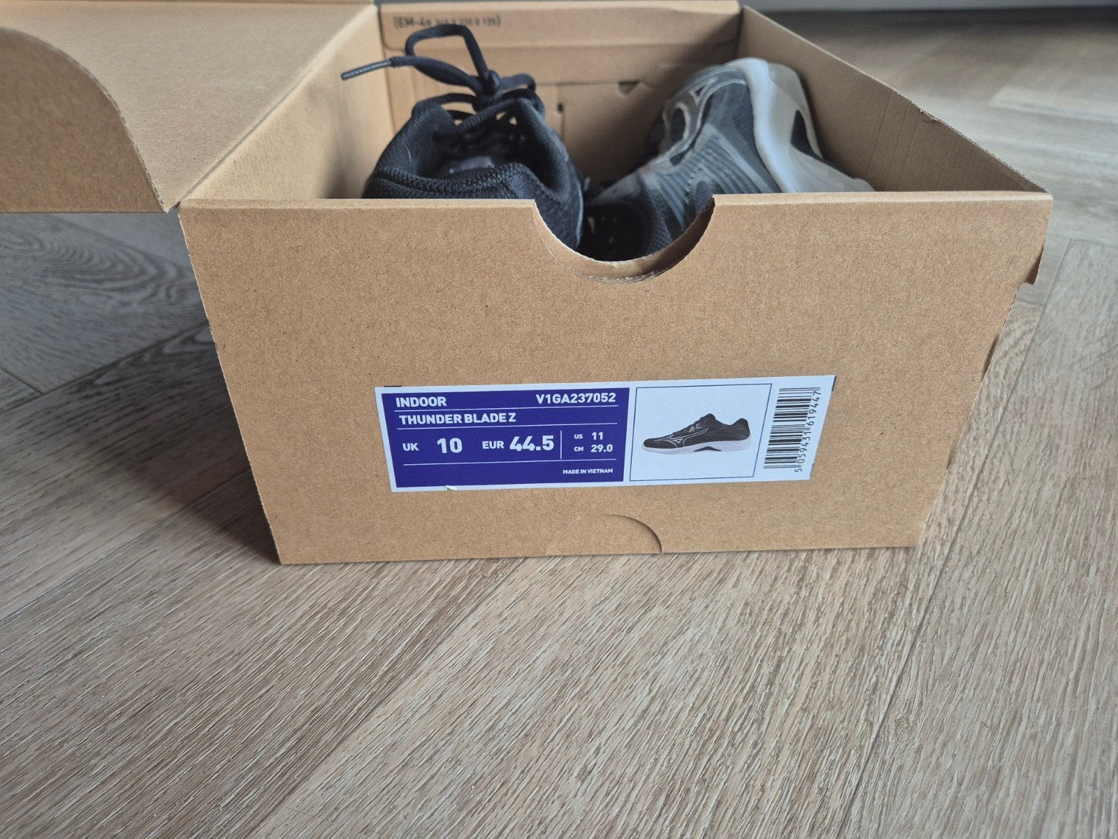 Indoor schoenen & Outdoor schoenen voor HBO Sportkunde ZGAN!, Ophalen of Verzenden, Zo goed als nieuw, Hardloopschoenen, Adidas