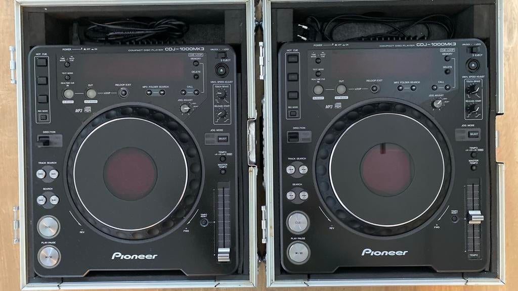 Pioneer CDJ-1000MK3 DJ-set met flightcases, Muziek en Instrumenten, Dj-sets en Draaitafels, Ophalen, Gebruikt, Dj-set, Pioneer