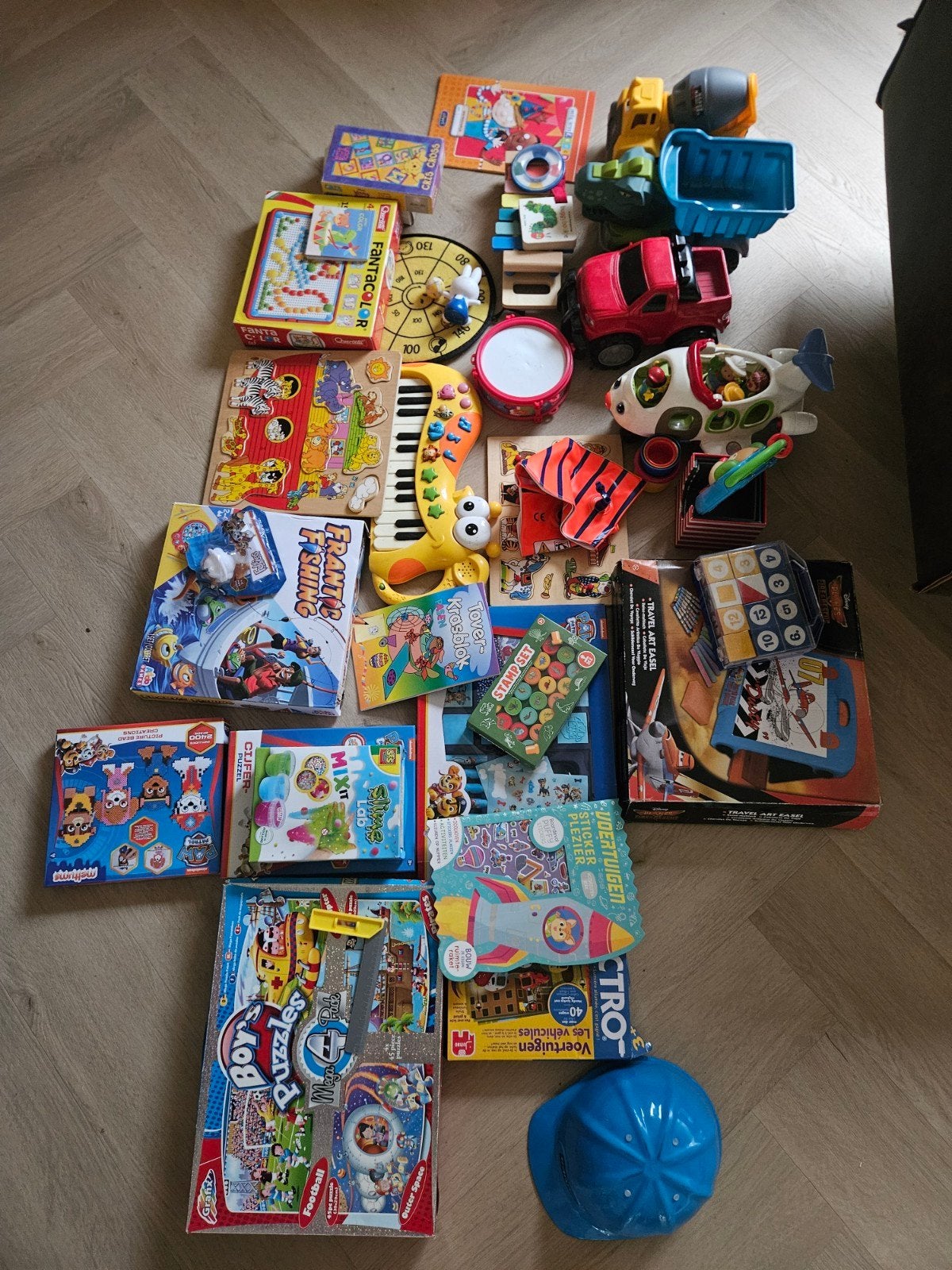 Grote speelgoedbundel: puzzels, spellen, muziekinstrumenten, Kinderen en Baby's, Ophalen, Gebruikt, Jongen of Meisje