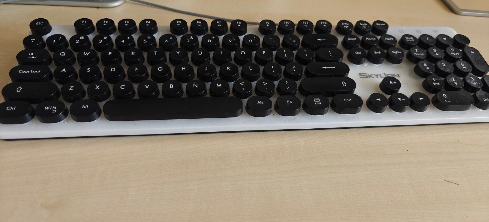 Skyloong SK61 Mechanisch Toetsenbord RGB Qwerty, Computers en Software, Toetsenborden, Verlichte toetsen, Ophalen of Verzenden
