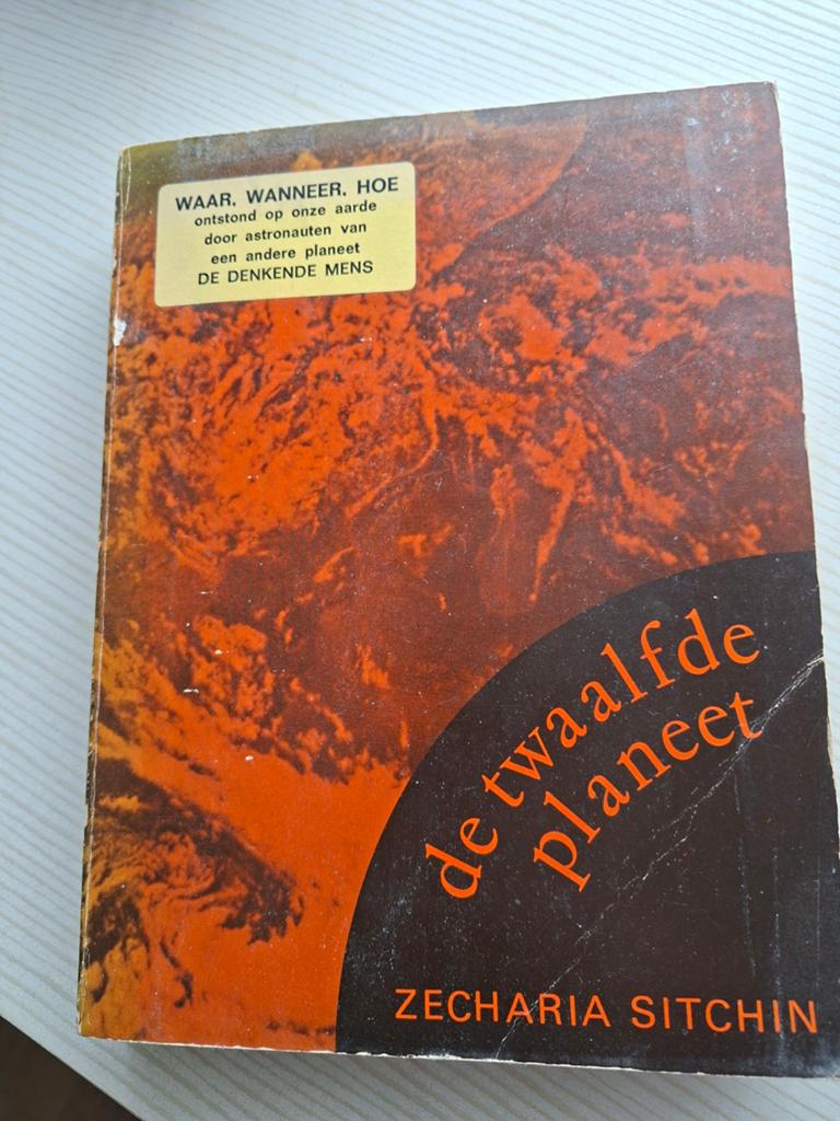 De Twaalfde Planeet - Zecharia Sitchin (1980), Boeken, Ophalen of Verzenden