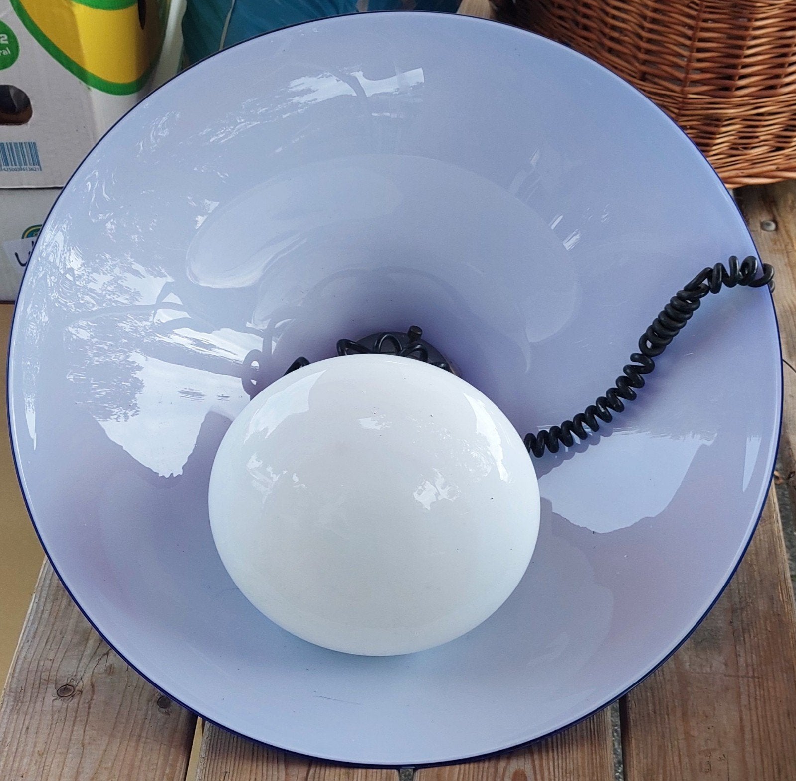 Vintage blauwe plafondlamp met witte bol, Ophalen