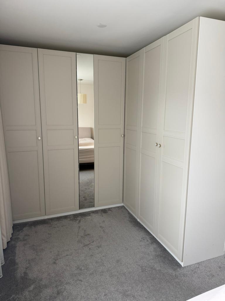 Grote IKEA PAX Hoekkast met Nieuwe Deuren, Huis en Inrichting, Ophalen, 200 cm of meer, Zo goed als nieuw, 50 tot 75 cm