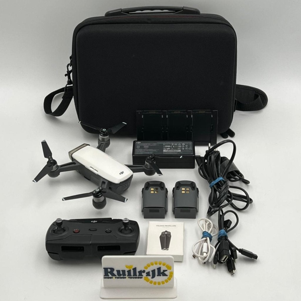 DJI Spark fly more combo drone complete set - Nette staat, Audio, Tv en Foto, Drones, DJI, Zo goed als nieuw, Inform@dji.com, DJI Sky City
No. 55 Xianyuan Road
Nanshan District, Shenzhen
China