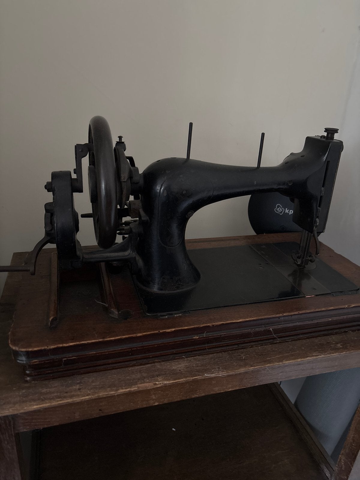 Antieke Gritzner Naaimachine - Zwaar Gietijzeren Model, Antiek en Kunst, Antiek | Naaimachines, Ophalen