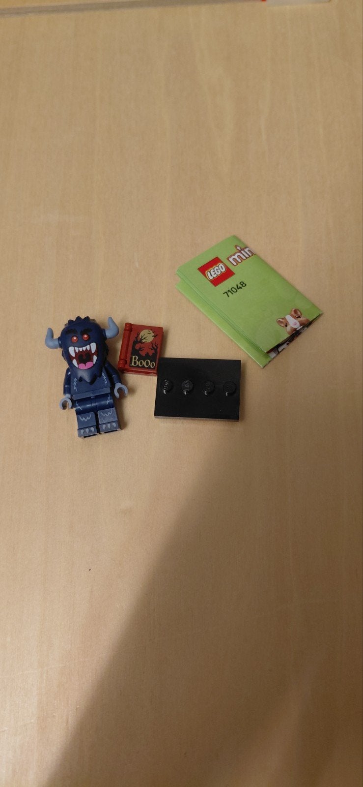 Lego Minifiguur Monster 71048 met boekje en standaard, Ophalen of Verzenden, Nieuw