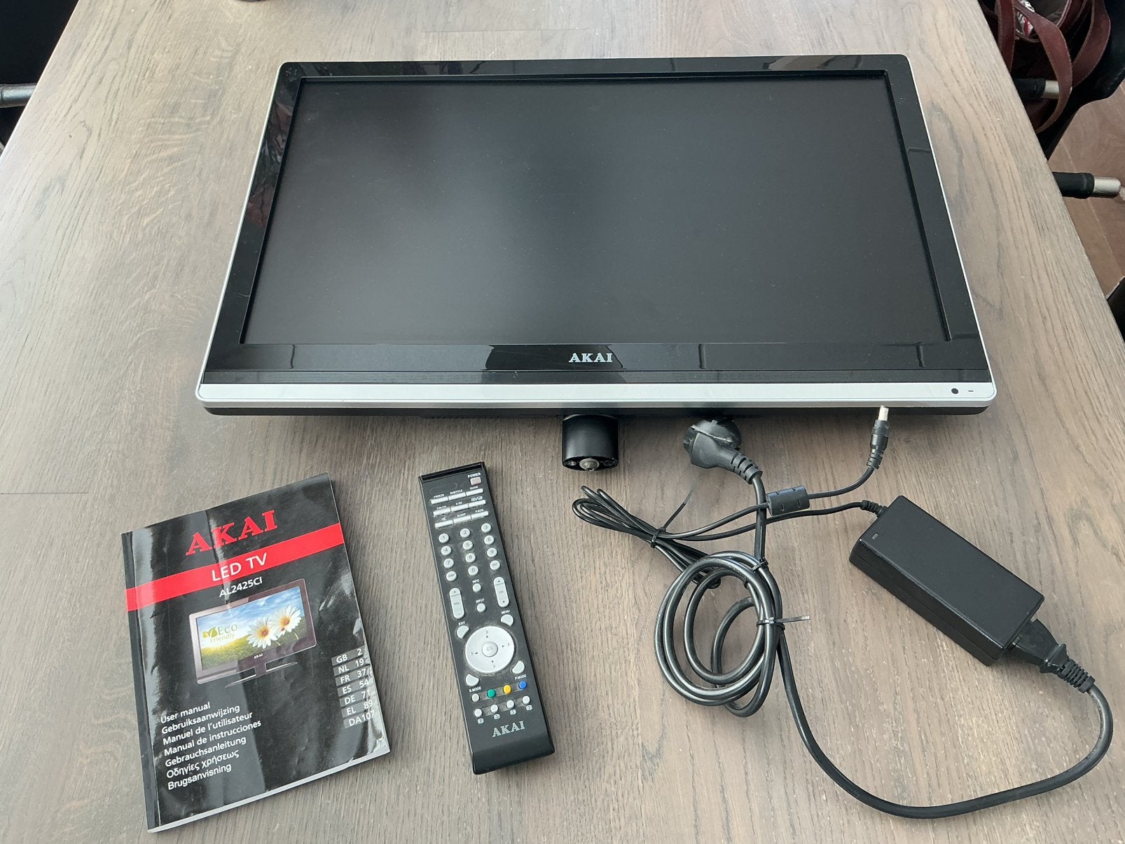 Akai tv 24 inch., Ophalen of Verzenden, Zo goed als nieuw, 50 Hz, Overige merken
