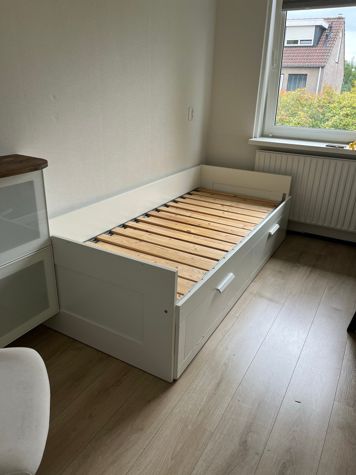 IKEA Brimnes Bedbank met 2 lades - Wit, uitschuifbaar, Huis en Inrichting, Slaapkamer | Bedden, Ophalen, Wit, Tweepersoons, 80 cm