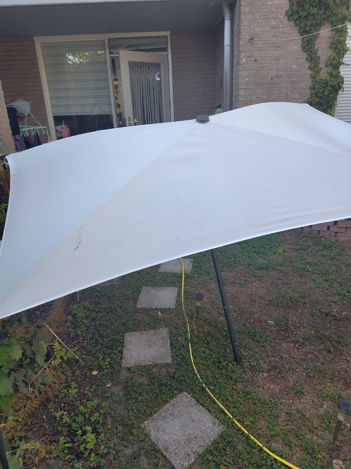 balkon parasol wit, Ophalen, Kantelbaar, Overige typen, Zo goed als nieuw
