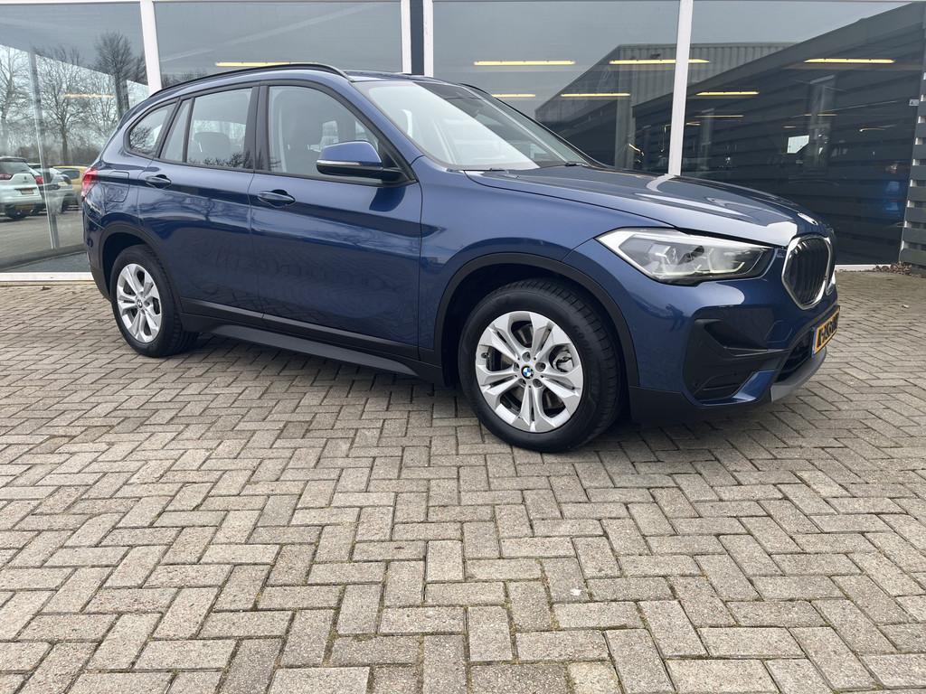 BMW X1 xDrive25e eDrive/Leer / Hud / Stoelverwarming / Clima, Gebruikt, 95 pk, 57 km, Bedrijf