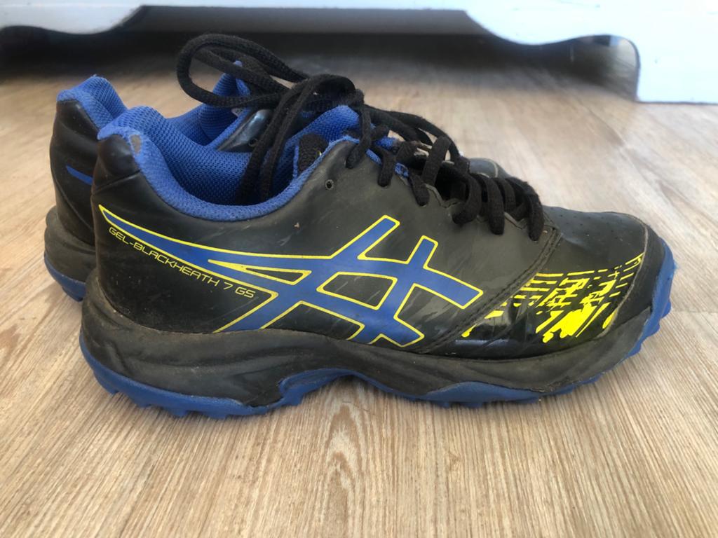 ASICS GEL-BLACKHEATH 7 GS Hockeyschoenen - Maat 33.5, Ophalen of Verzenden, Gebruikt