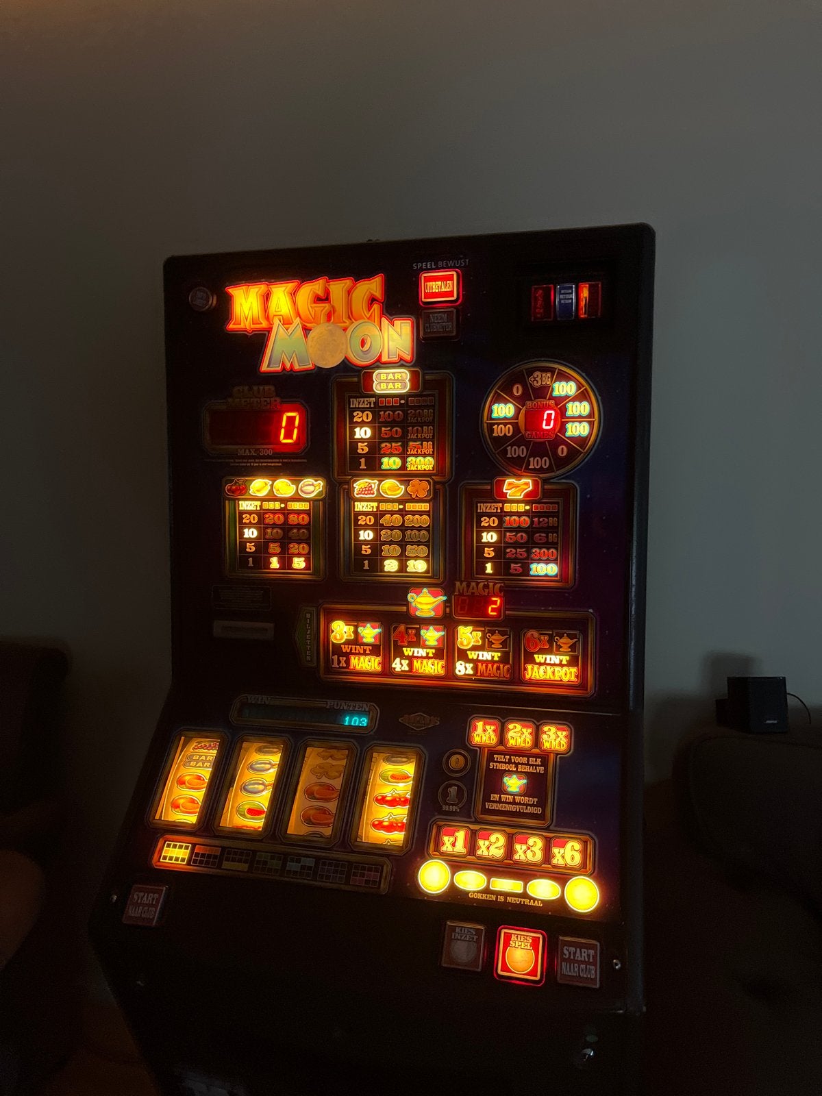 Magic Moon gokkast - Software voor installatie gezocht, Verzamelen, Automaten | Gokkasten en Fruitautomaten, Euro, Ophalen of Verzenden