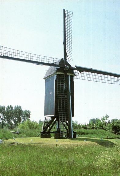 (ZH112) Ansichtkaart Brielle molen 't Vliegend Hert, Verzamelen, Ophalen of Verzenden, 1980 tot heden, Ongelopen, Zuid-Holland