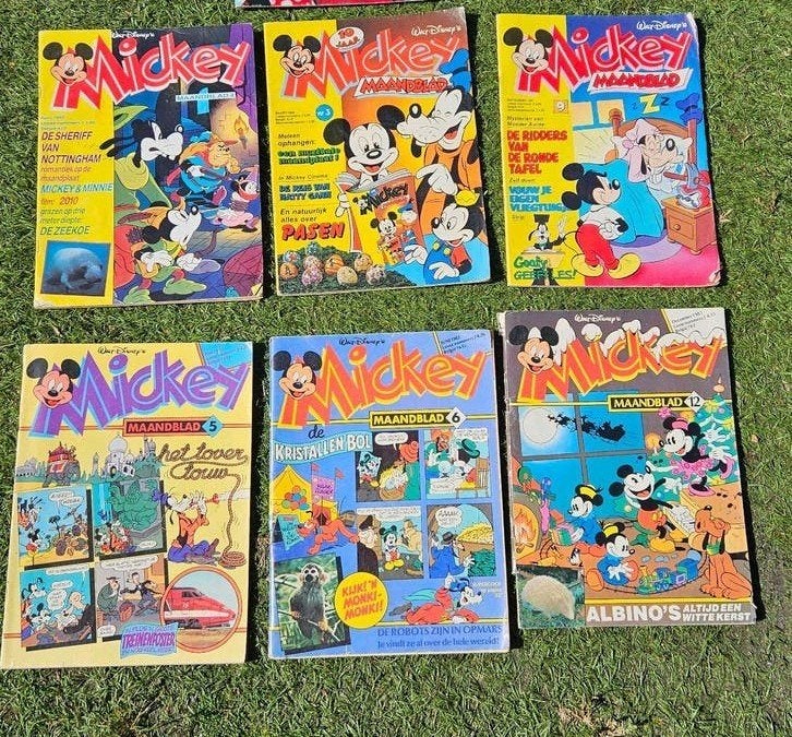 Vintage Mickey Maandbladen jaren 80 Disney collectie, Boeken, Strips | Comics, Meerdere comics, Ophalen of Verzenden, Gelezen