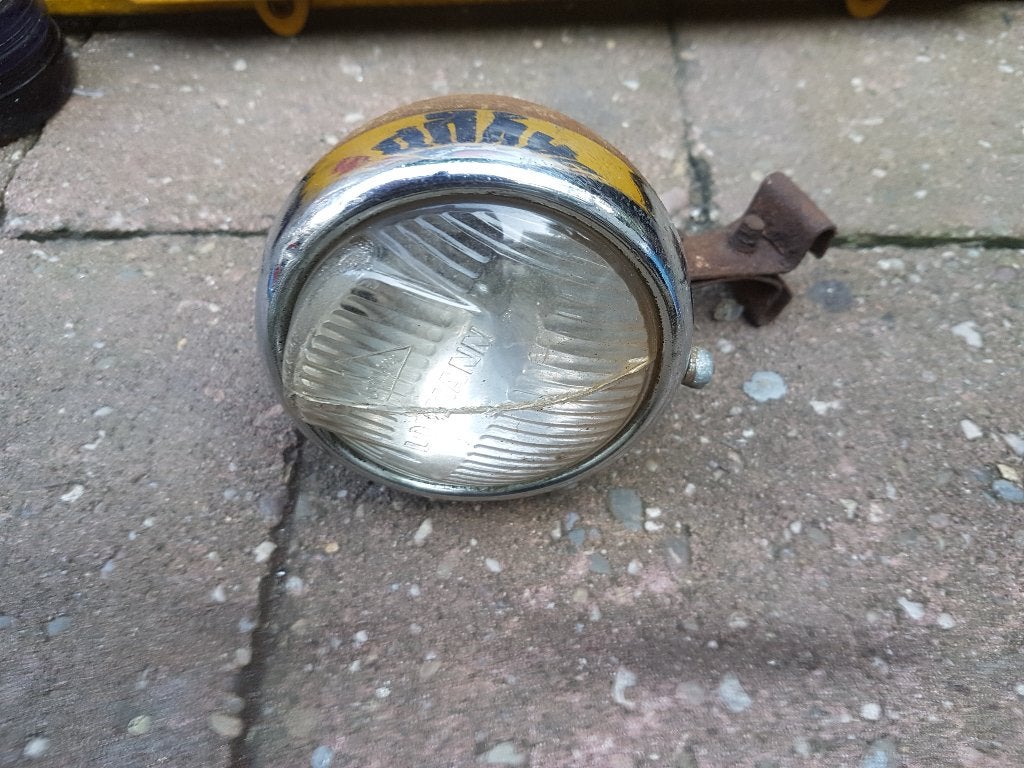 Oude Lohman Fietslamp, Fietsen en Brommers, Fietsaccessoires | Fietsverlichting, Ophalen of Verzenden, Gebruikt, Dynamo, Voorlicht