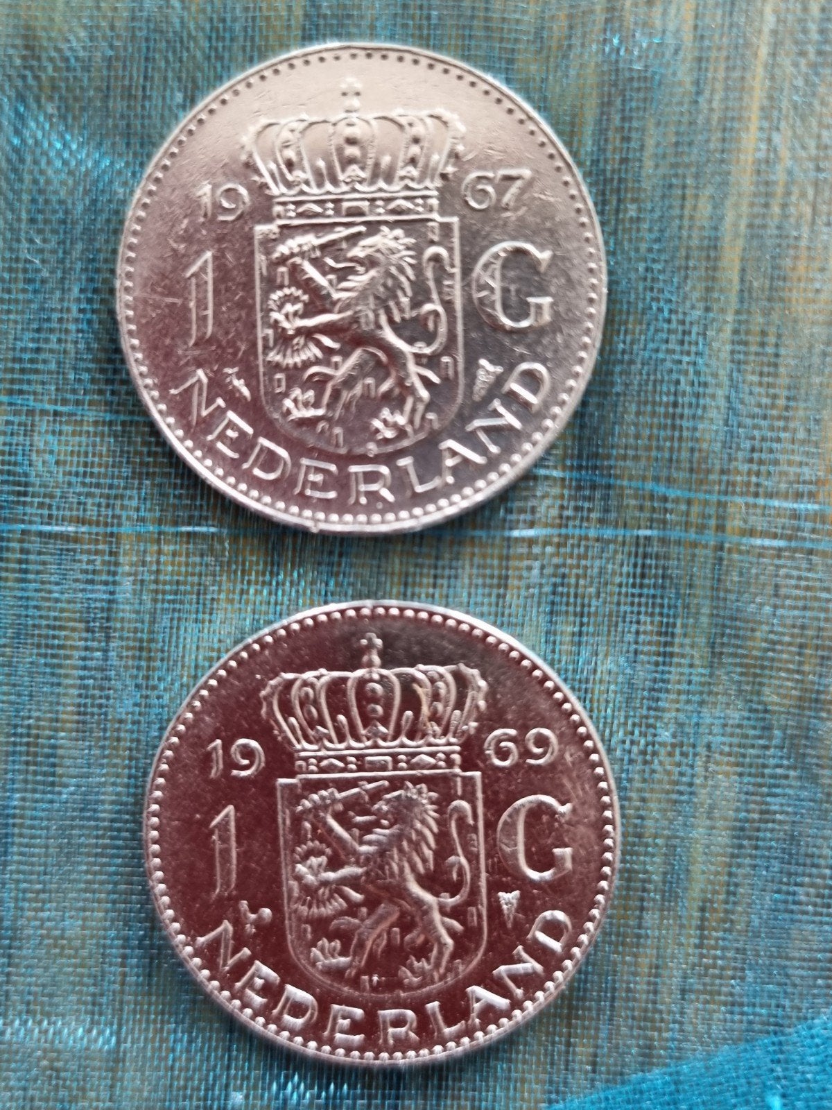 2x 1 Gulden Koningin Juliana 1967 & 1969 Nikkel, Ophalen of Verzenden, Koningin Juliana, 1 gulden
