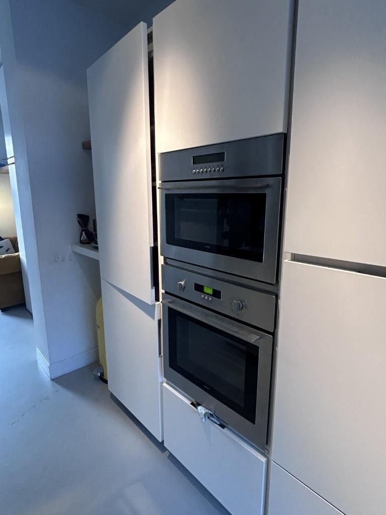 Moderne greeploze eilandkeuken – mat wit GEDEMONTEERD, Wit, Overige typen, Ophalen of Verzenden, Zo goed als nieuw