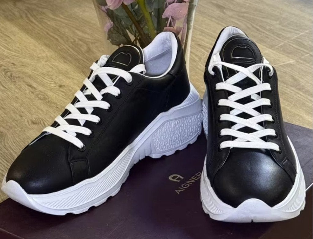 AIGNER luxe designer sneakers maat 42 Jenny 3B leer NP €329, Ophalen, Zwart, Aigner, Nieuw