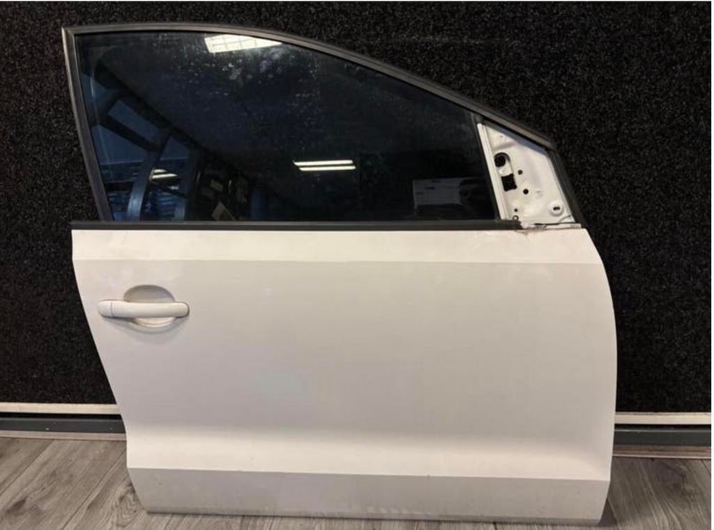 VW Polo 2009-2014 Deur Rechtsvoor - Wit, Auto-onderdelen, Gebruikt, Ophalen of Verzenden, Volkswagen, Voor