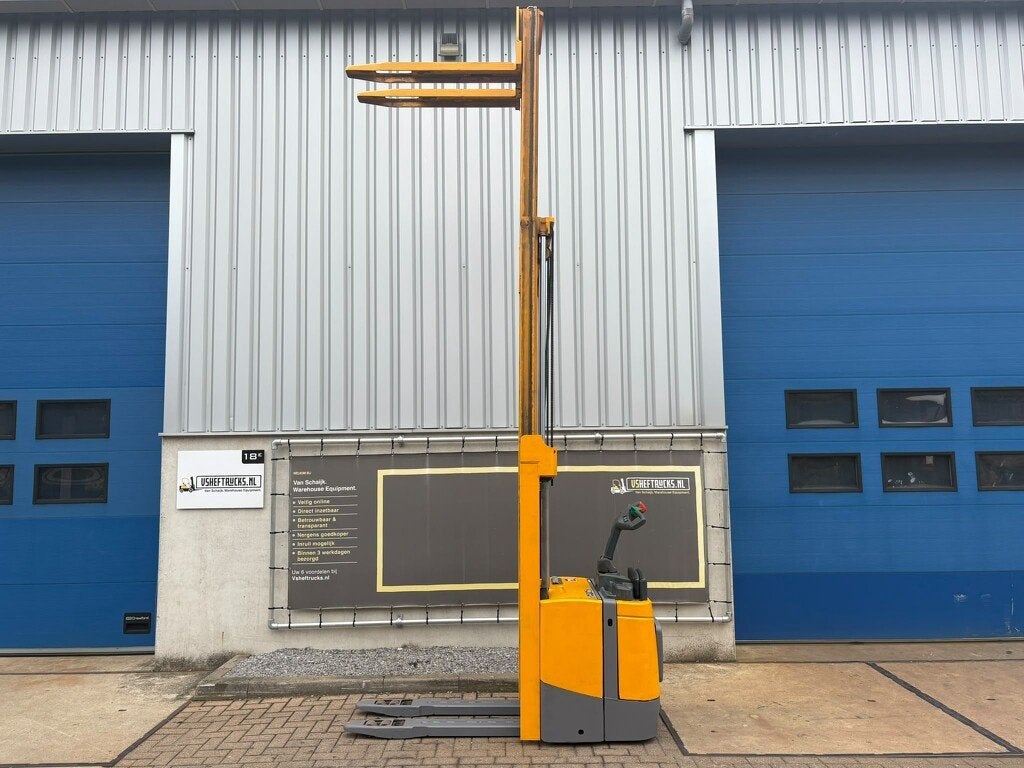 VS-23146 Elektrische triplex stapelaar Jungheinrich ERC Z14, Zakelijke goederen, Stapelaar, Friedrich-Ebert-Damm 129
22047  Hamburg
