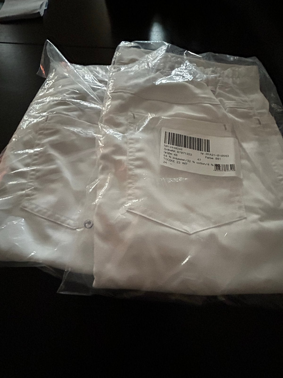 2 Nieuwe witte werkbroeken,maat 46, 64% polyester/32% katoen, Ophalen of Verzenden, Nieuw, Maat 46/48 (XL) of groter, Wit