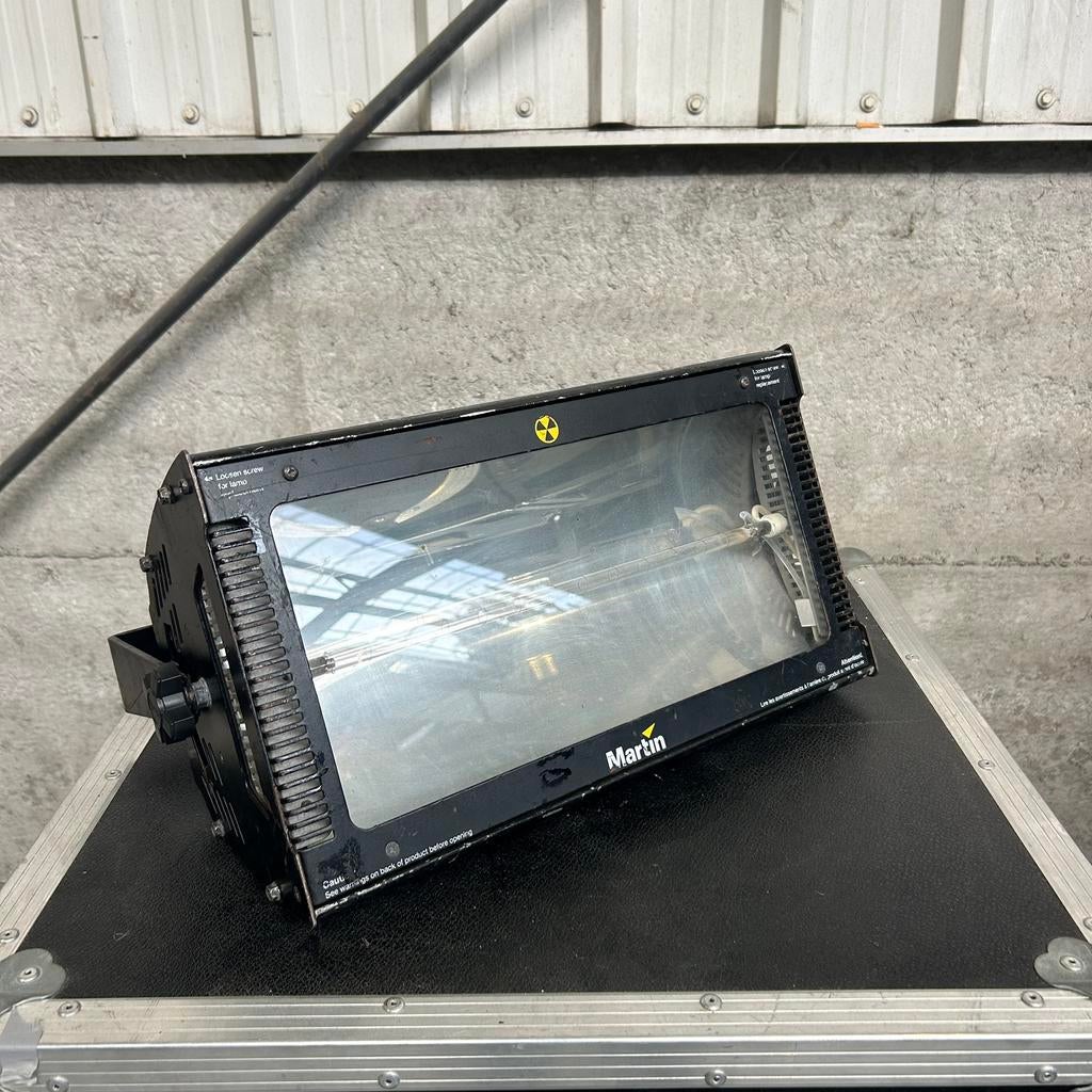 Martin Atomic 3000 DMX Strobe – 4 stuks, Gebruikt, Info@martin.com, Ophalen of Verzenden, Martinweg 16