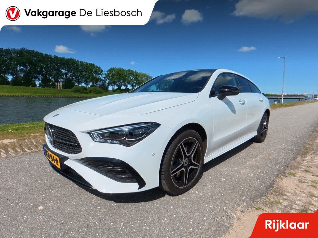 Mercedes-Benz CLA-klasse Shooting Brake 250 e AMG Line Panor, Auto's, Mercedes-Benz, Gebruikt, 4 cilinders, 15 kWh, Plug-in hybride