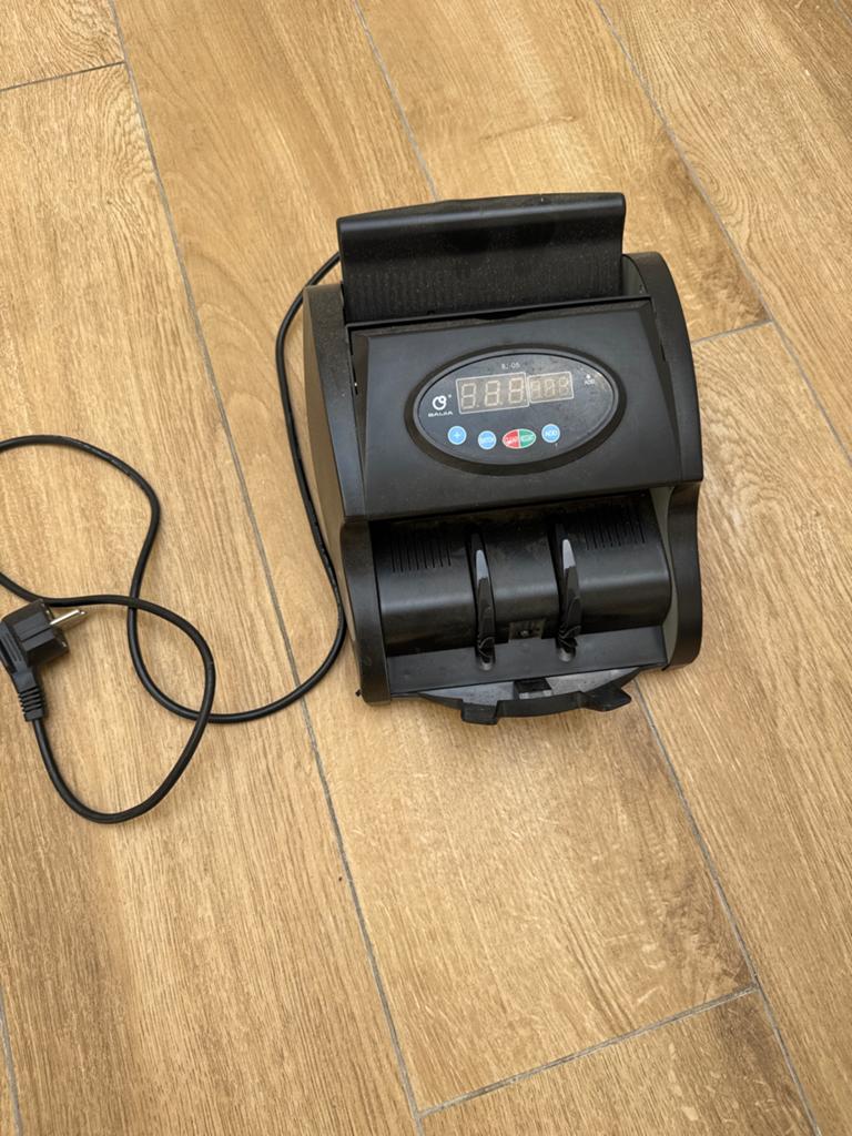 Geldtelmachine - Snel en efficiënt biljetten tellen, Ophalen of Verzenden