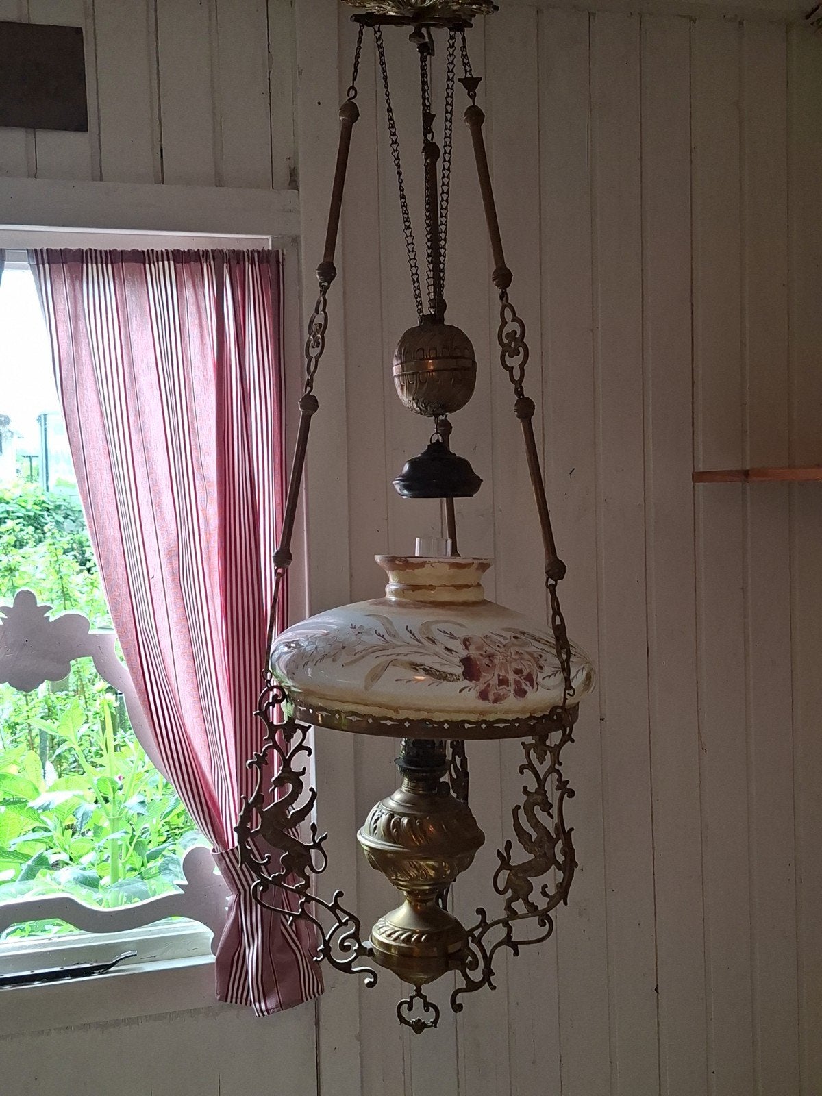 Bijzondere antieke olielamp met Griffioen!, Antiek en Kunst, Antiek | Lampen, Ophalen