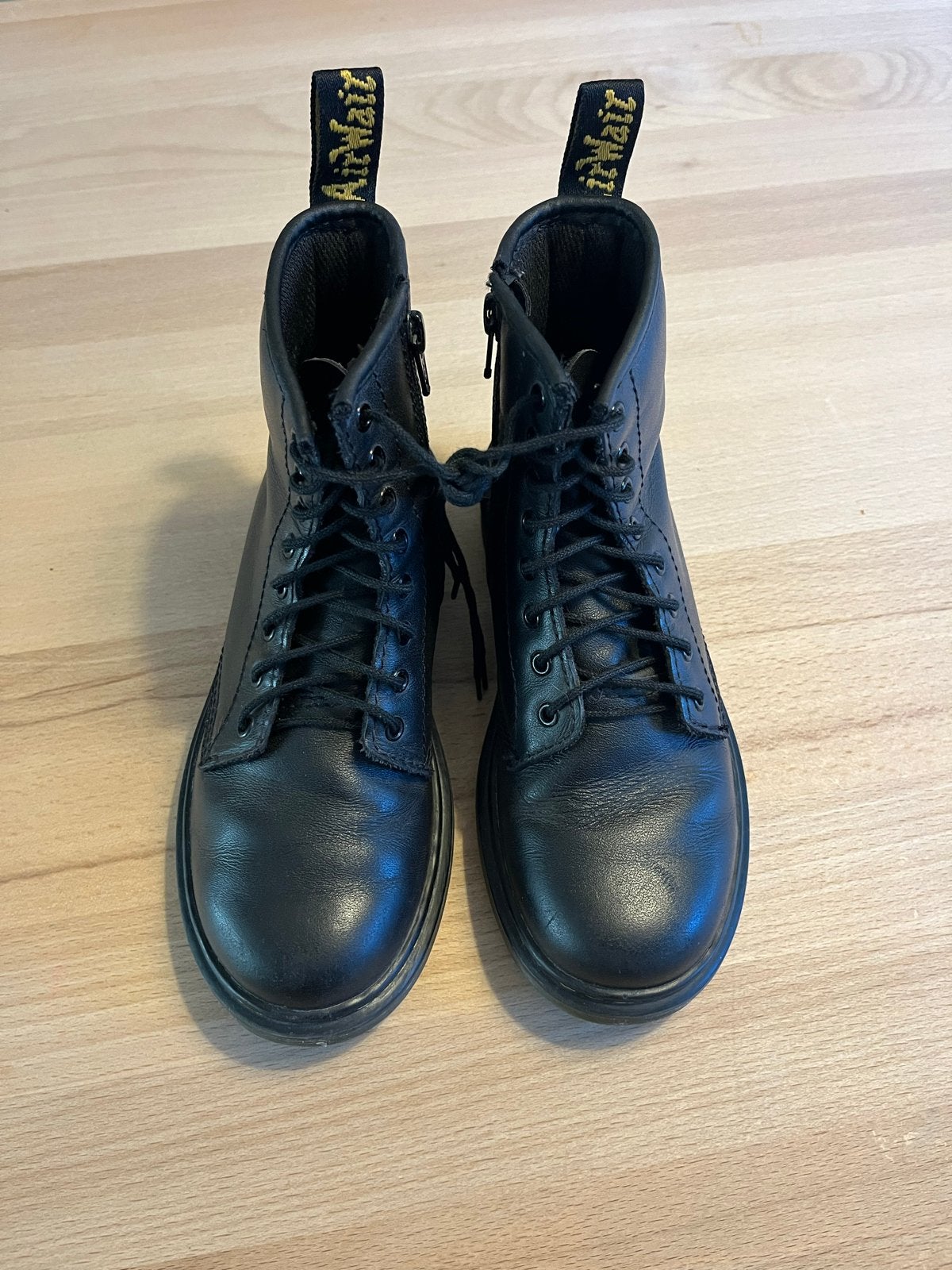 Dr. Martens laarzen maat 33 met nieuwe veters, Ophalen of Verzenden, Gebruikt, Laarzen