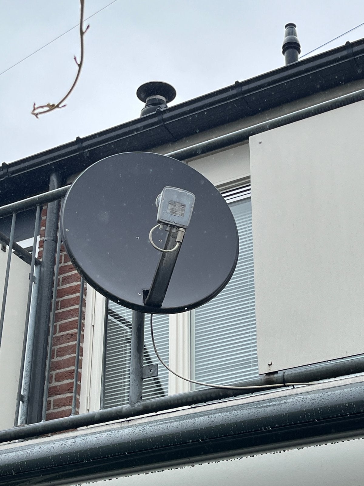 Gratis schotelantenne, Ophalen of Verzenden, Gebruikt, (Schotel)antenne, Overige merken