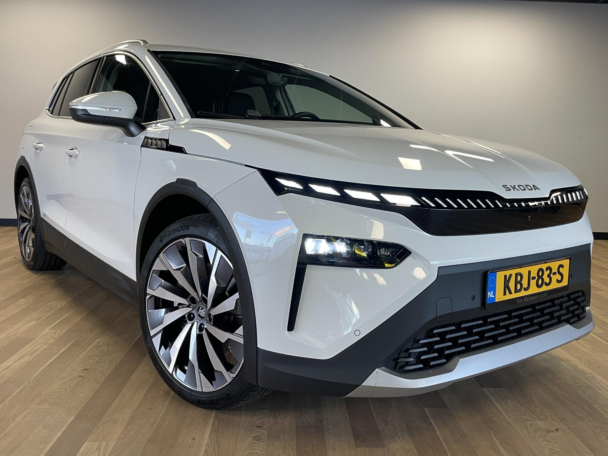 Skoda Elroq 85 Business Edition LED MATRIX/TREKHAAK/CAMERA/S, Auto's, Dealer onderhouden, Achterwielaandrijving, Gebruikt, 82 kWh