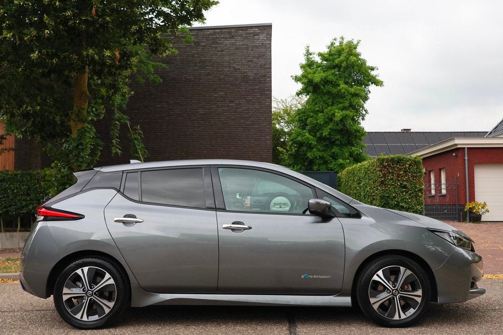 Nissan LEAF Tekna 40 kWh | 1e EIGENAAR | BOSE | NAVI | CLIMA, Auto's, Nissan, Gebruikt, 150 pk, Leder en Stof, Origineel Nederlands