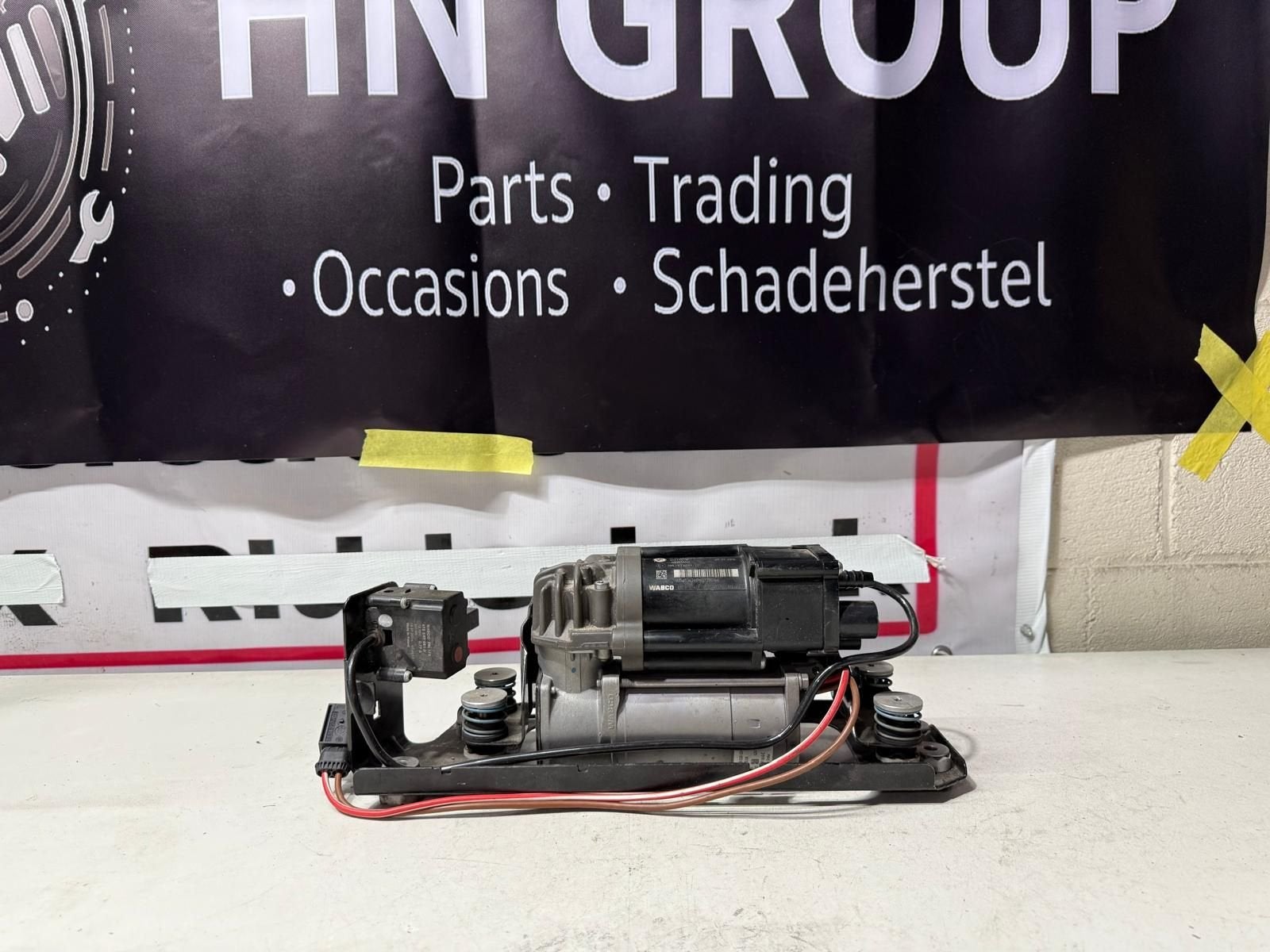 BMW 5 F10 F11 luchtveringcompressor, Auto-onderdelen, Ophanging en Onderstel, Gebruikt, -, -, Ophalen of Verzenden