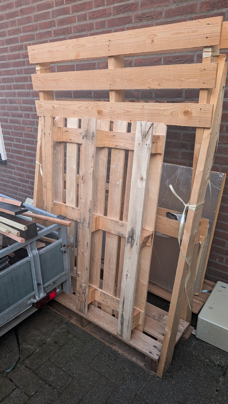 Gratis af te halen: Pallet hout, Ophalen, Minder dan 25 mm, Pallet, Minder dan 200 cm