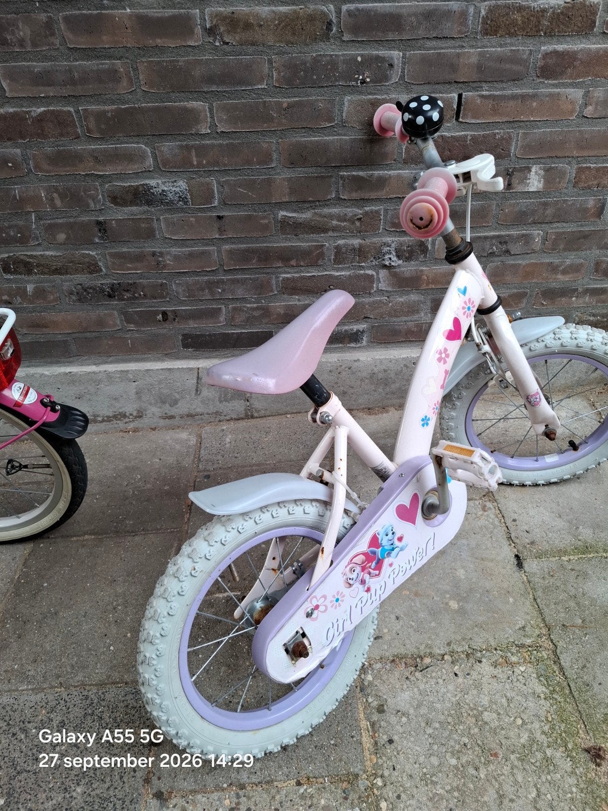 Leuke roze kinderfiets, perfect voor een meisje van 3-5 jaar, Fietsen en Brommers, Ophalen of Verzenden, Gebruikt, Minder dan 16 inch