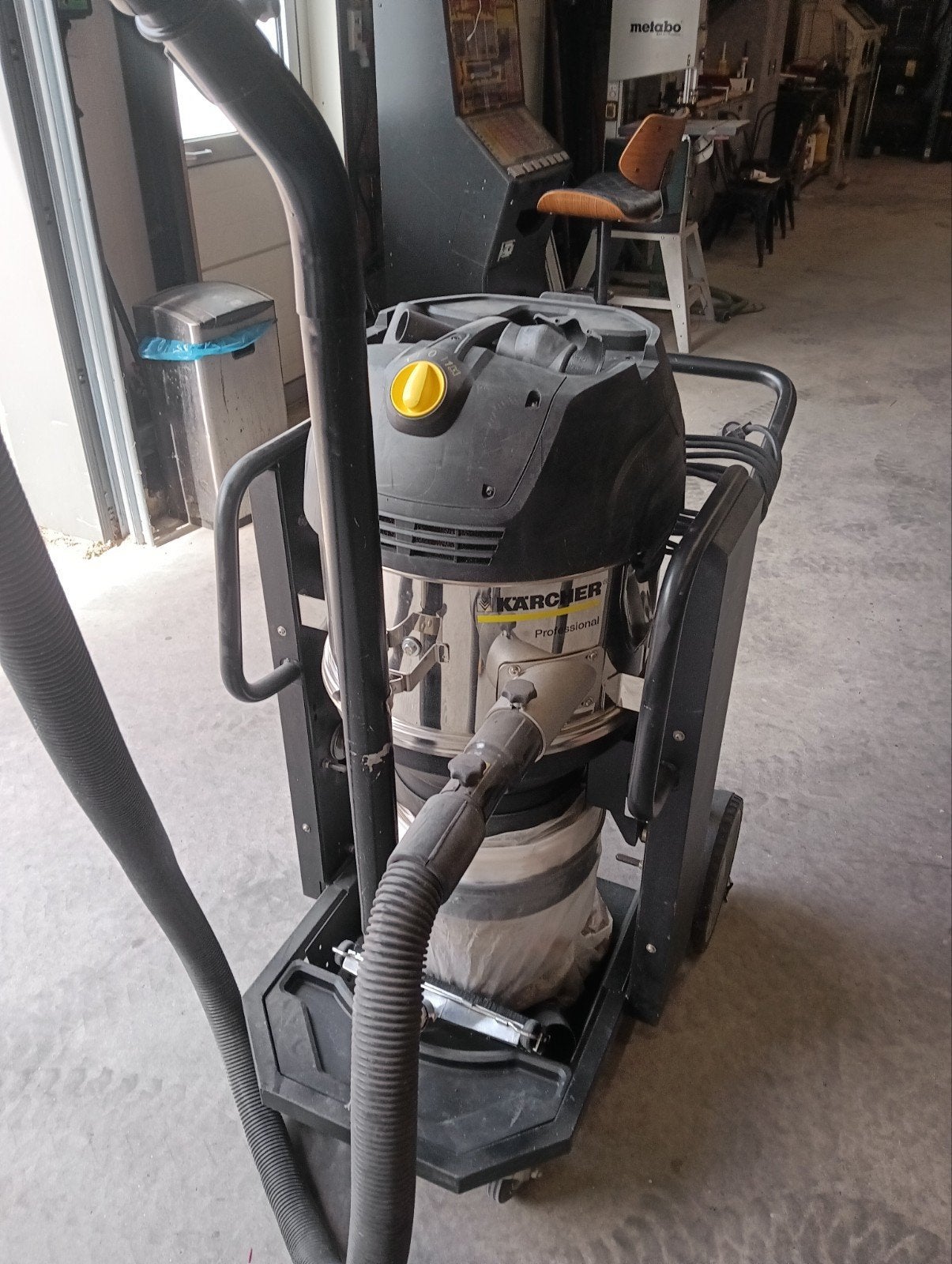 Kärcher professional ivc, Ophalen