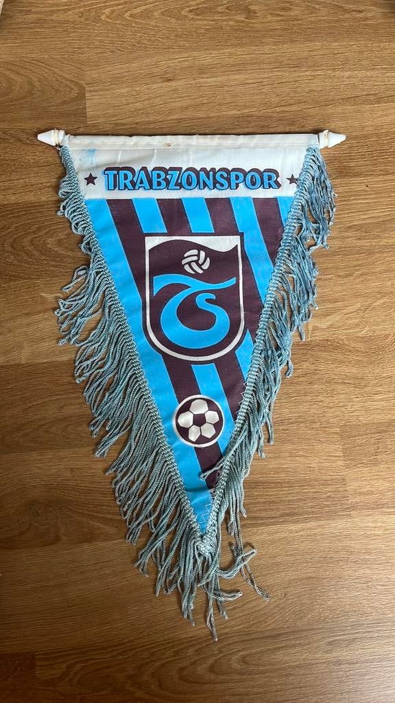 Vaantje Trabzonspor, Verzamelen, Sportartikelen en Voetbal, Ophalen of Verzenden, Gebruikt, Buitenlandse clubs, Vaantje of Sjaal