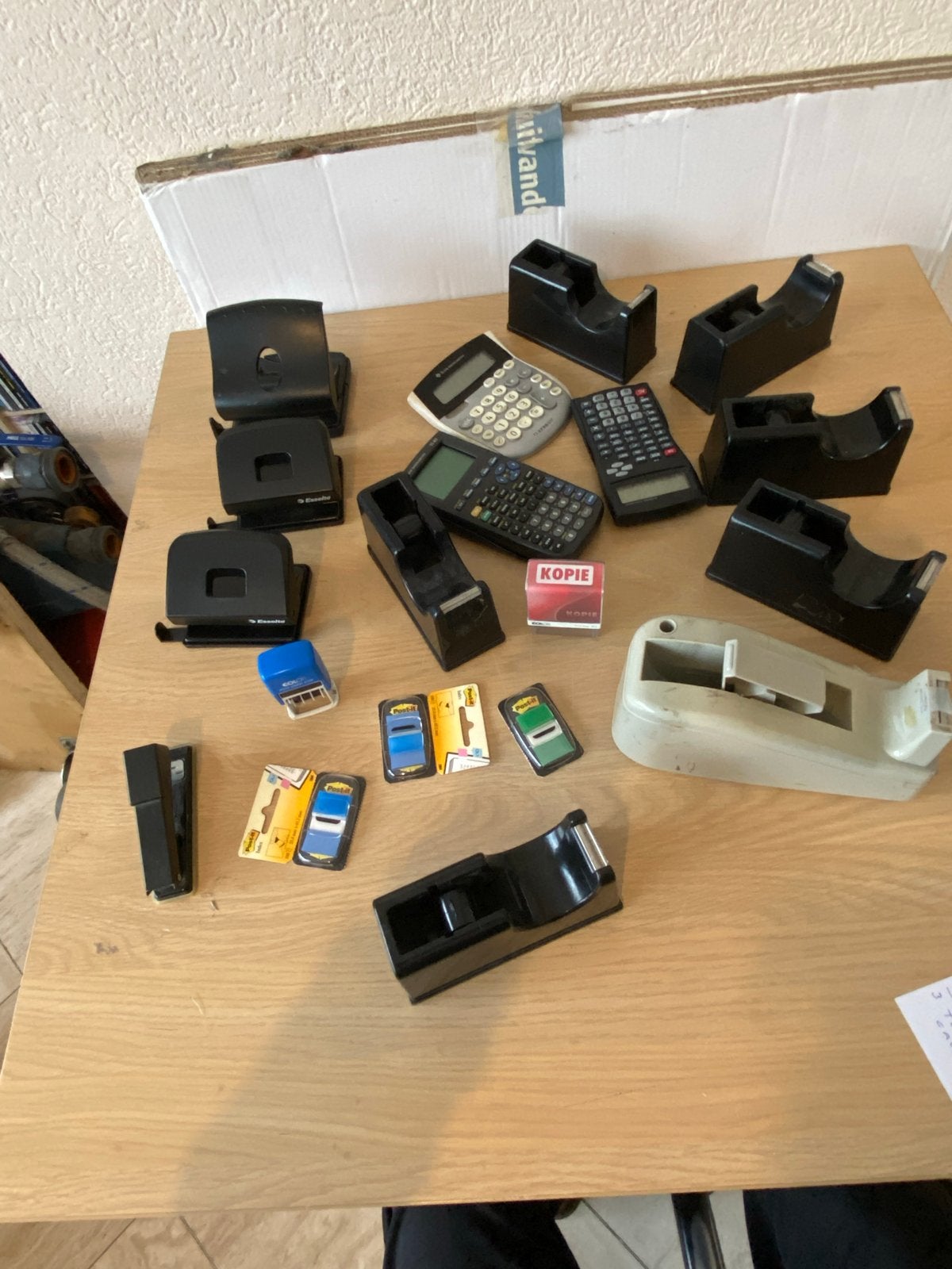 Tafel vol rommelmarkt spullen voor op kantoor, Ophalen of Verzenden