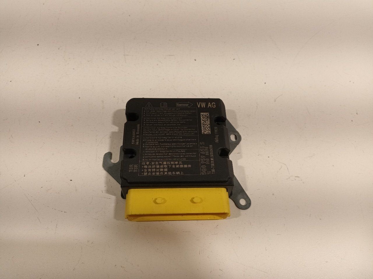 Airbag module Volkswagen Passat, Onderdelen@venauto.nl, Van der Ven Autorecycling B.V., Gebruikt, Ettenseweg 76, 4706 PB Roosendaal, The Netherlands