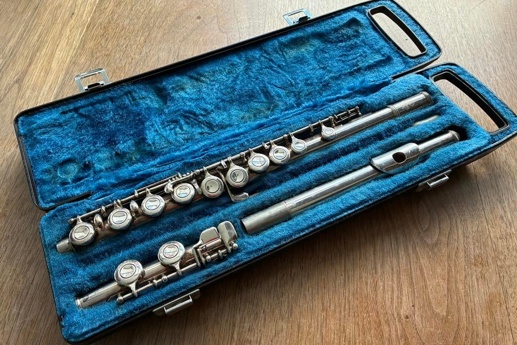 Yamaha YFL-21S Dwarsfluit met Koffer en Bladmuziek, Muziek en Instrumenten, Ophalen, Gebruikt, Dwarsfluit, Met koffer of tas
