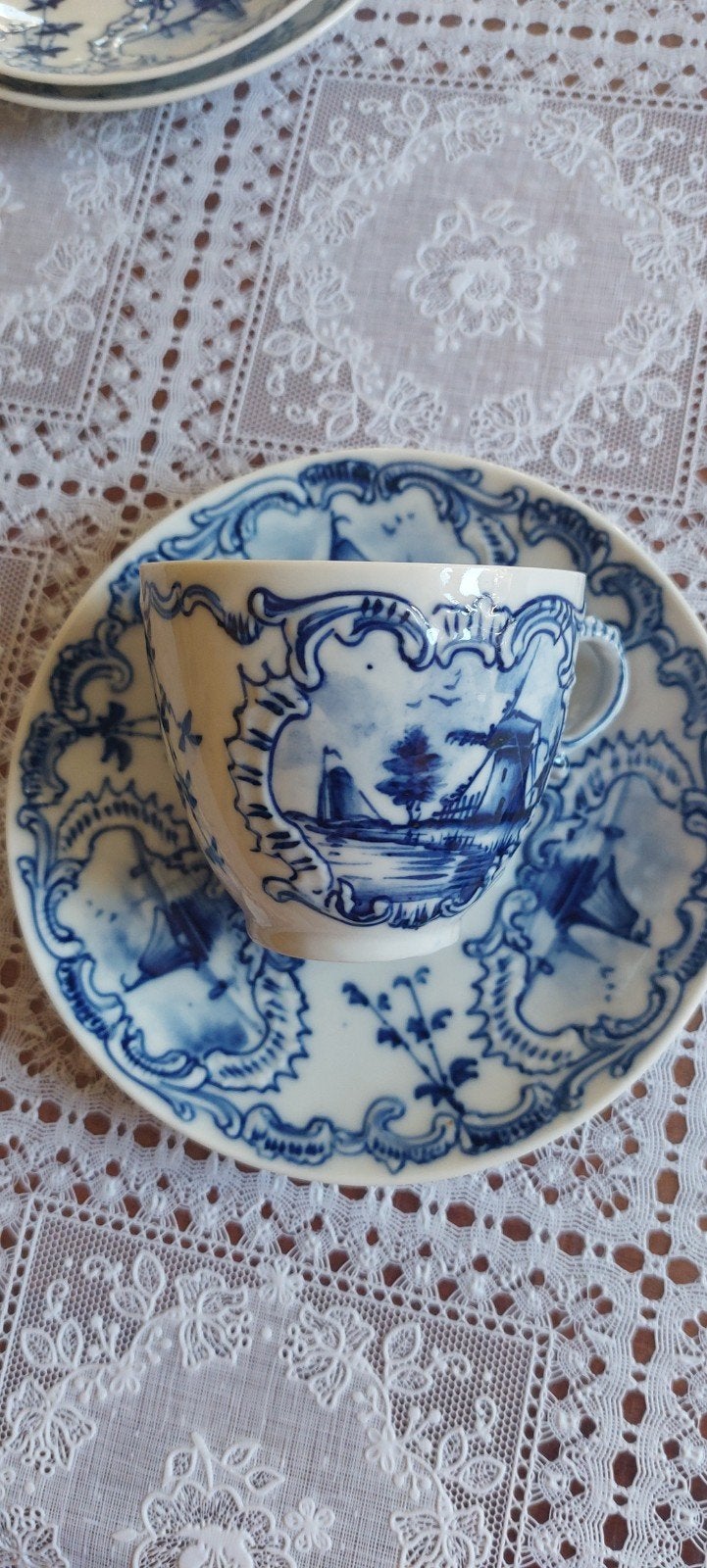 4 Delfts Blauw Porseleinen Kop en Schotels - Handgeschilderd, Ophalen of Verzenden